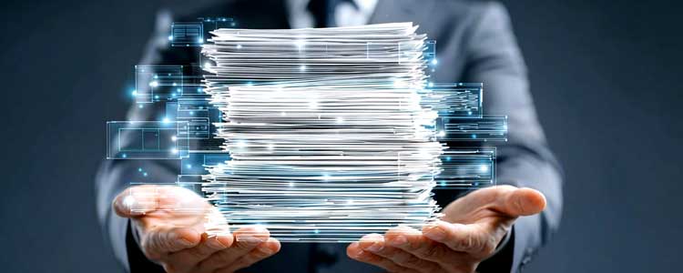 文書の山のイメージ画像